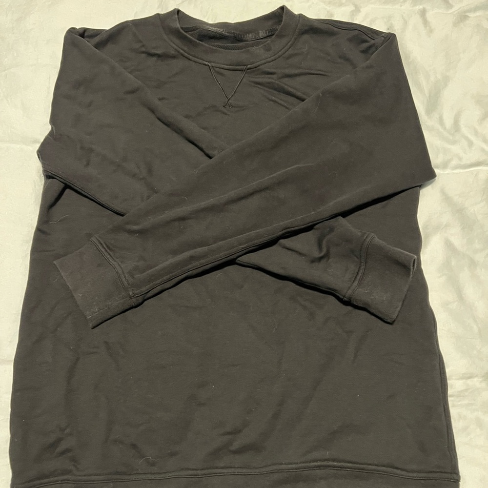 lululemon sweatshirt